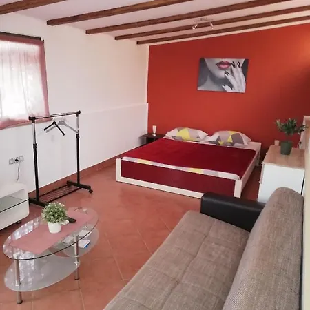 Ingrid Novigrad Istria