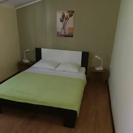 Ingrid Apartment *