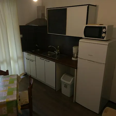 Ingrid Apartment *